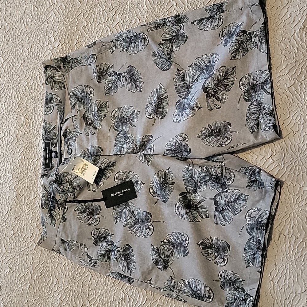 NWT Saks Fifth Avenue Modern Git Shorts